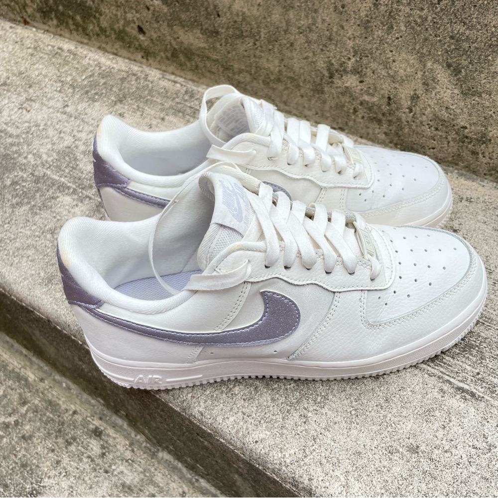 Nike Air Force 1 Sneakers White and Purple Women’s Size US 8 EUR 39 (25 … - Picture 5 of 9